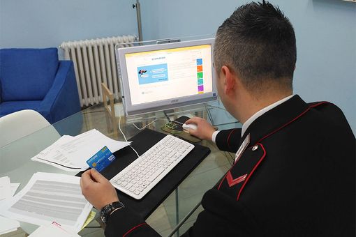 Si finge Carabiniere e si fa fare un bonifico da 600 euro