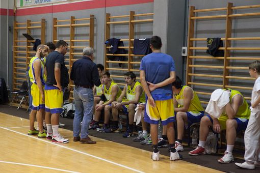 Basket - Vigliano cede di schianto a Torino