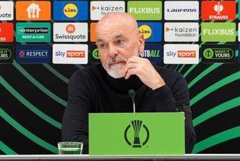 Fiorentina, esonerato Pioli. Galloppa allenatore ad interim Fiorentina, esonerato Pioli. Galloppa allenatore ad interim