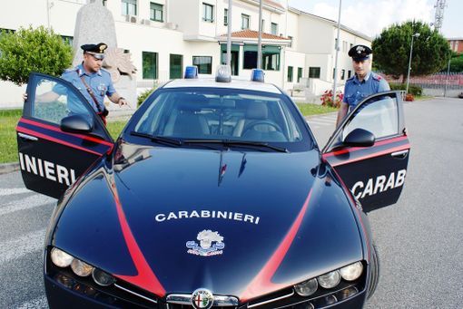 Il bicentenario dell'Arma diventa un logo adesivo