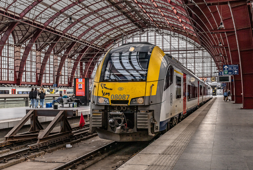 Regione Piemonte, si potenzia il servizio ferroviario fra Torino e Milano.