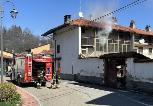 Incendio in casa, scatta l'allarme a Zimone: era già stata colpita mesi fa dalle fiamme VIDEO