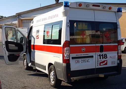 81enne investito a Cossato, trasportato in ospedale in codice giallo
