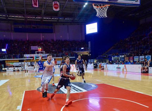 Basket: Mondiali Under 19, Massone e compagni superano l'Angola Basket: Mondiali Under 19, Massone e compagni superano l'Angola