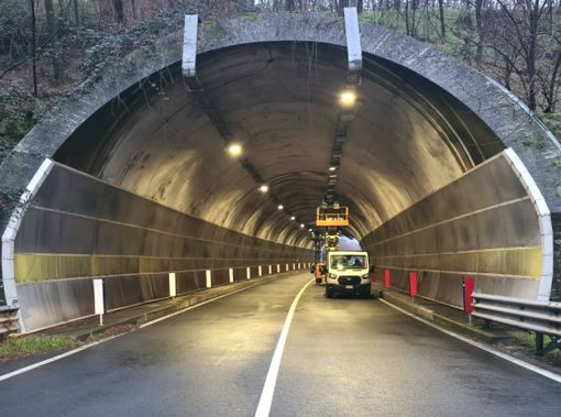 Chiuse le gallerie lungo la 232Var “Panoramica Zegna” tra Cossato e Valdilana Chiuse le gallerie lungo la 232Var “Panoramica Zegna” tra Cossato e Valdilana