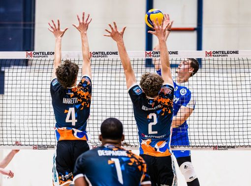 Scuola Pallavolo Biellese, ultimo giro di valzer della stagione regolare (foto di Alberto Tesoro)