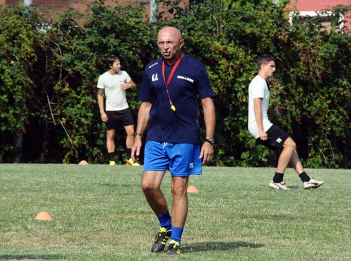 Primo allenamento per la Junior Biellese, mister Albertini parla di tattica Primo allenamento per la Junior Biellese, mister Albertini parla di tattica