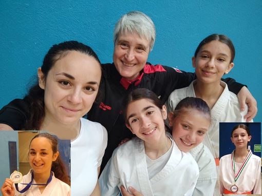 Roberto Sara, il Maestro Arpone Palma, Mancini Giulia, in basso Trupia Emma e Pia Virginia