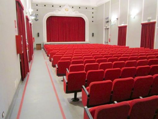Vigliano: “Evoluzione. Riflessioni postume di un Australopiteco” in scena all'Erios