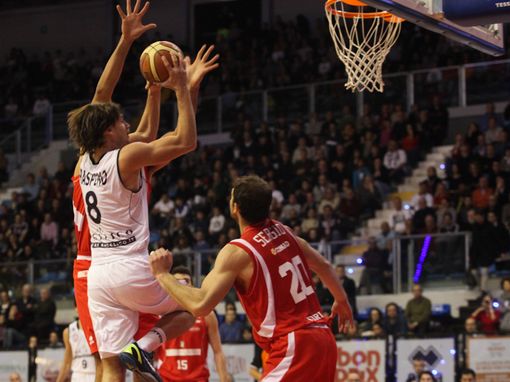 Basket - Corbani: "Sono contento per i ragazzi e per lo staff, grazie a tutto il pubblico"
