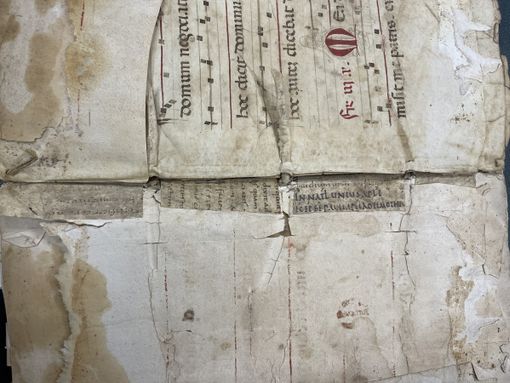A Candelo ritrovati negli archivi comunali un antico antifonario e un frammento di epistolario