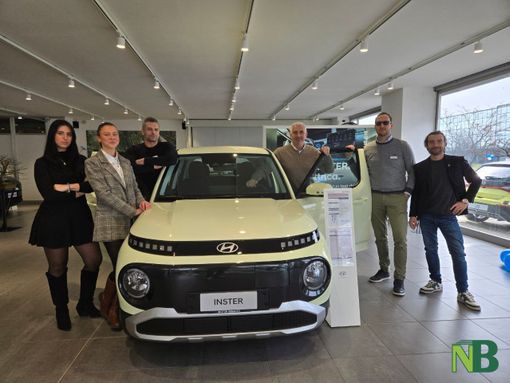 Nuova Assauto presenta la nuova Hyundai Inster, il suv elettrico spiegato dalle piante. Nuova Assauto presenta la nuova Hyundai Inster, il suv elettrico spiegato dalle piante.