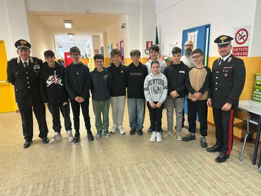 I Carabinieri incontrano gli studenti: cultura della legalità a Pettinengo