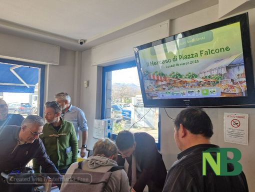 Ambulanti compatti: "No allo spostamento da piazza Falcone in centro a Biella, pronti al ricorso" FOTO