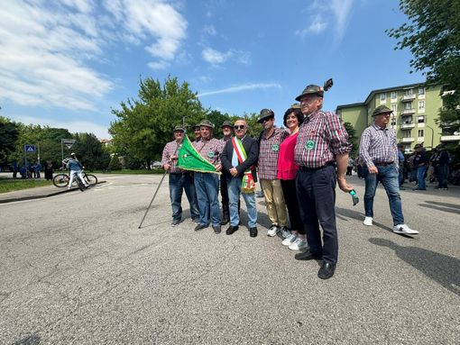Mongrando coi suoi Alpini a Vicenza Mongrando coi suoi Alpini a Vicenza
