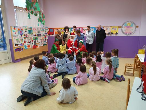 Valdilana: Babbo Natale e i suoi folletti nelle scuole di Valle Mosso e Trivero FOTO