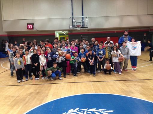 Basket - Ponderano non si ferma e vince anche nel derby con il Teens