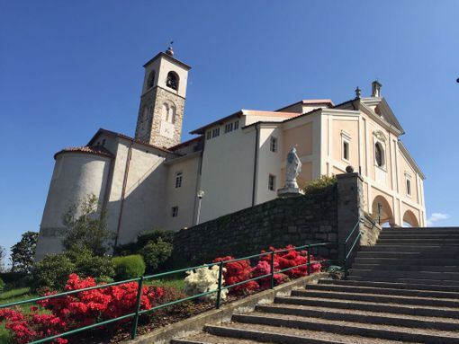 Festa in maschera, pranzo e fagiolata: a Valle San Nicolao arriva il Carnevale Festa in maschera, pranzo e fagiolata: a Valle San Nicolao arriva il Carnevale