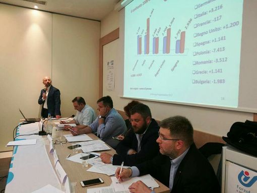 Rappresentanza biellese al convegno Ugl sulla "crisi del buon senso economico" Rappresentanza biellese al convegno Ugl sulla "crisi del buon senso economico"