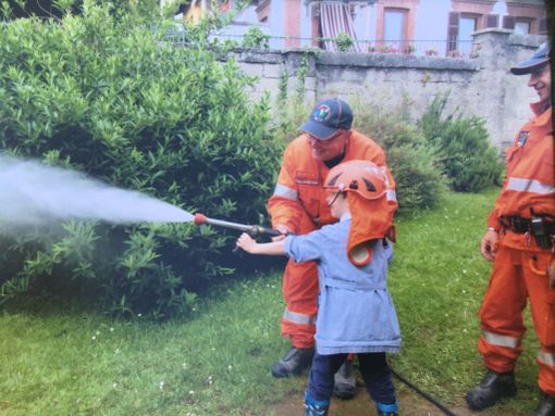 Valle Elvo: All'alpe Pianetti coi ragazzi del centro estivo accompagnati dai volontari AIB
