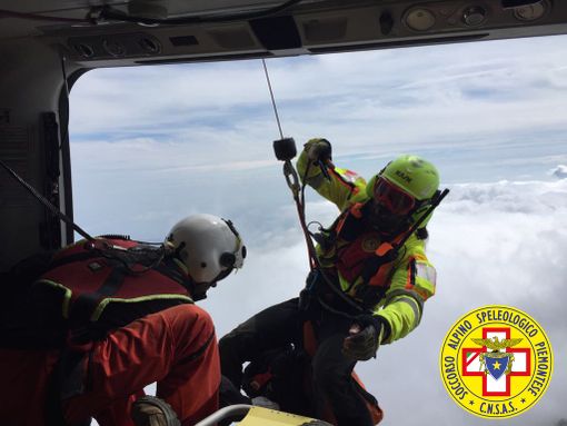Tre alpinisti precipitano sul Monviso, un morto FOTOGALLERY Tre alpinisti precipitano sul Monviso, un morto FOTOGALLERY