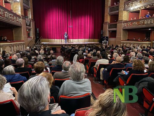 Biella, il Comune lancia la raccolta Art Bonus per il sipario del Teatro Sociale Villani