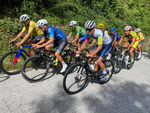 Ciclismo granfondo, un giro delle Valli Monregalesi da incorniciare, vincono Luca Raggio e Giulia Portaluri