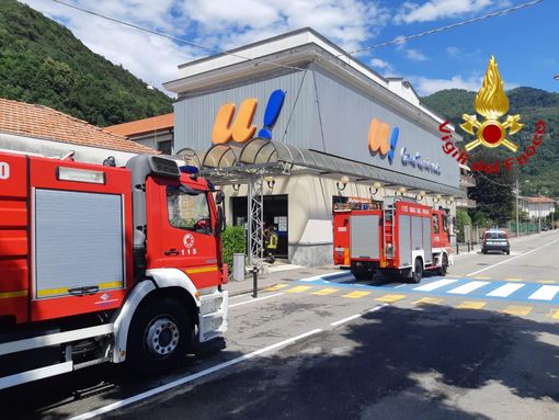 Dal nord ovest: Allarme incendio alla Unes di Varallo