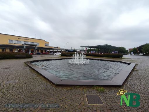 Biella: in piazza San Paolo gli rubano la giacca con dentro il cellulare e il portafogli Biella: in piazza San Paolo gli rubano la giacca con dentro il cellulare e il portafogli