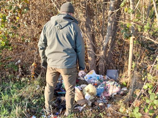 Guardie Giurate di Arcipesca FISA: "L’abbandono di rifiuti costituisce un problema largamente diffuso" Guardie Giurate di Arcipesca FISA: "L’abbandono di rifiuti costituisce un problema largamente diffuso"