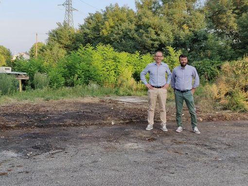 Dopo l'incendio di domenica scorsa, ripulita la discarica abusiva in regione Croce