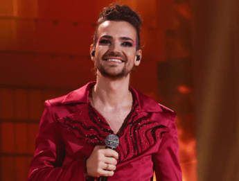 La volta buona, Valerio Scanu: "Mi opererò per ridurre la lassità cutanea" La volta buona, Valerio Scanu: "Mi opererò per ridurre la lassità cutanea"