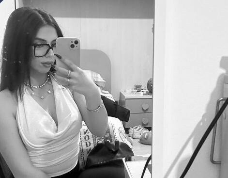 Elsa Rubino, la giovane biellese ferita a Crans-Montana, resta ricoverata a Zurigo Elsa Rubino, la giovane biellese ferita a Crans-Montana, resta ricoverata a Zurigo