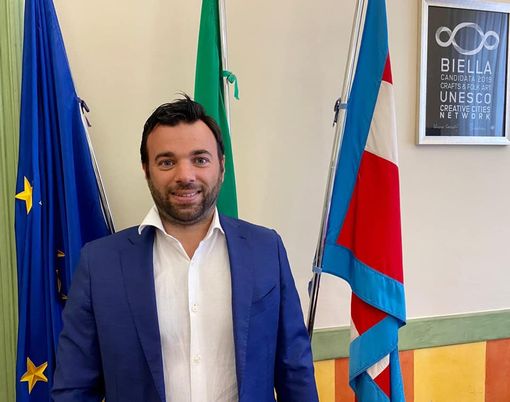 biella piscina biella piscina