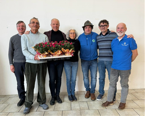 A Gaglianico carnevale in compagnia dei cori e delle rose.... A Gaglianico carnevale in compagnia dei cori e delle rose....