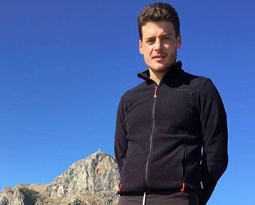 Cavaglià piange il suo Riccardo: "Un ragazzo d'oro che amava la montagna" Cavaglià piange il suo Riccardo: "Un ragazzo d'oro che amava la montagna"