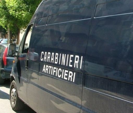 Cossato: Rinvenuta bomba a mano in via Imer Zona