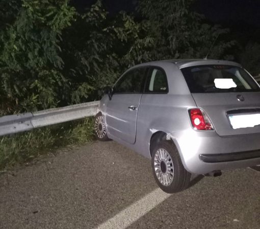 Ennesima uscita di strada in super