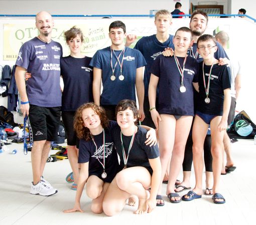 La squadra agonistica del Nuoto Pinnato Biella