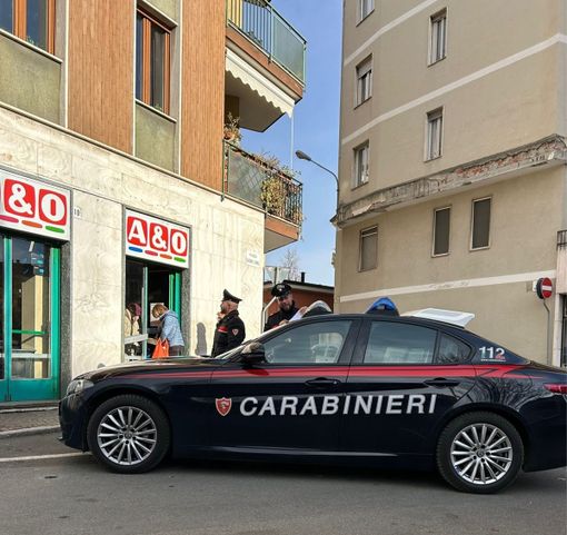 Biella, 30enne denunciato dai Carabinieri per rapina impropria in un supermercato Biella, 30enne denunciato dai Carabinieri per rapina impropria in un supermercato