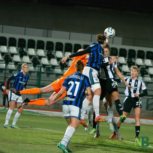 Alla Juve vengono i "tre minuti" e punisce l’Inter conquistando la regular season - Foto di Enrico Eletto per newsbiella.it