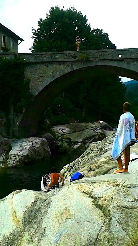 Tuffo maldestro all'Asmara - VIDEO