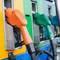Alla pompa cambia tutto: benzina su di 15 centesimi, diesel al riparo