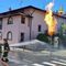 Castelletto Cervo, perdita dalla valvola di un serbatoio di GPL: in corso bonifica in torcia FOTO e VIDEO