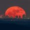 La Luna Rossa che attraversa lo skyline di Milano è nata sulle alture di Nebbiuno FOTO Valerio Minato