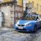 Biella, importuna due ragazzine in un locale. Poi aggredisce cliente che le difende e agenti (foto di repertorio)