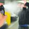 Lite per una bicicletta, spunta anche lo spray al peperoncino
