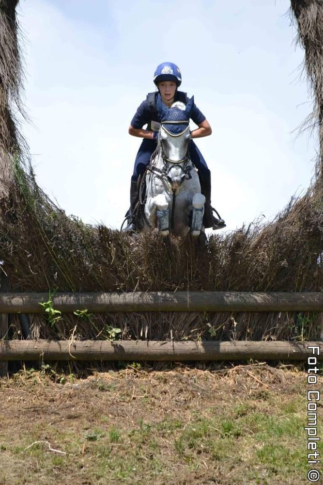 Equitazione: Cem a segno nel Lazio, prestigioso 7° posto per Martina Guerra