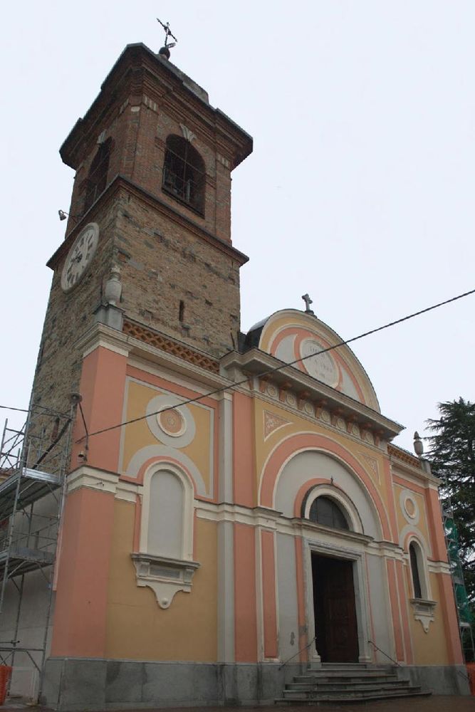 Graglia: Si inaugura la mostra benefica Fiori al castello Graglia: Si inaugura la mostra benefica Fiori al castello