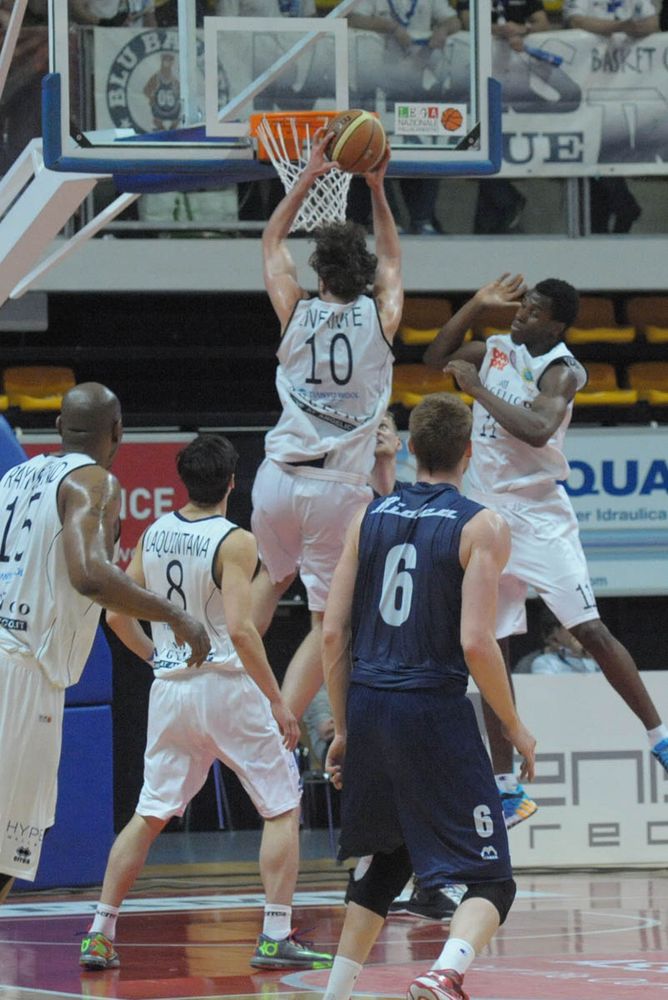 -La cerimonia finale dei campionati europei di danza